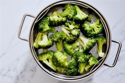 Как избавиться от запаха брокколи на кухне: советы и хитрости