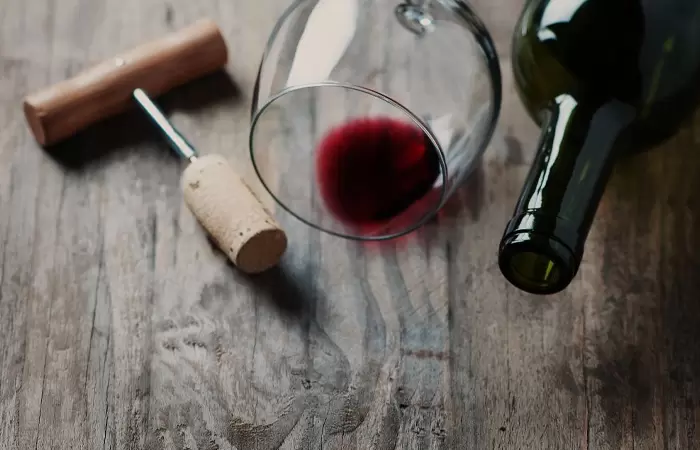 Как пробки для вина проходят путь от производства до бутылки