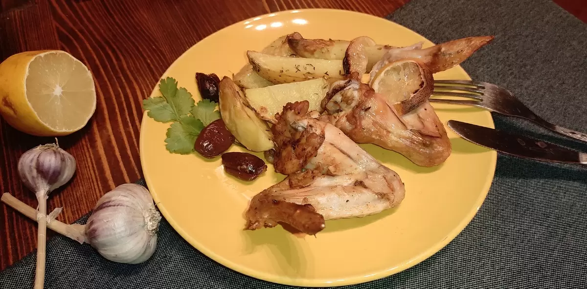 Курица в средиземноморском стиле: простота и вкус в одной тарелке