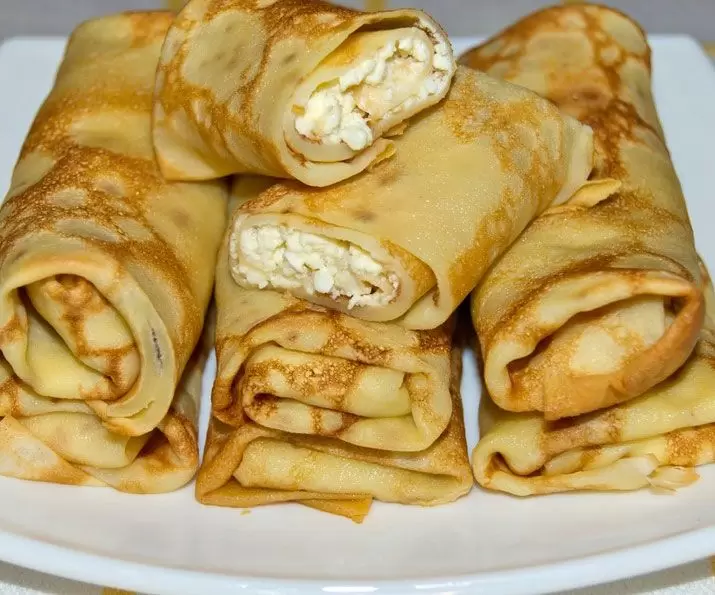 Легкие и быстрые завтраки: как полуфабрикаты из морозилки спасают утро