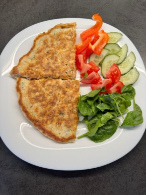 Как быстро приготовить питательный пирог на сковороде