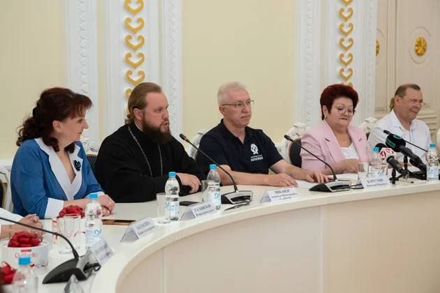 Педагогом года в регионе стала учитель-словесник из Вязников Ада Симачевская Педагогом года в регионе стала учитель-словесник из Вязников Ада Симачевская