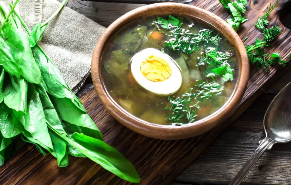 Летний щавелевый суп: вкус воспоминаний и свежести на вашем столе