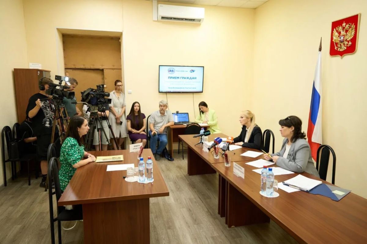 Яна Лантратова: Провели прием граждан во Владимире вместе с региональным Уполномоченным Людмилой Романовой Яна Лантратова: Провели прием граждан во Владимире вместе с региональным Уполномоченным Людмилой Романовой
