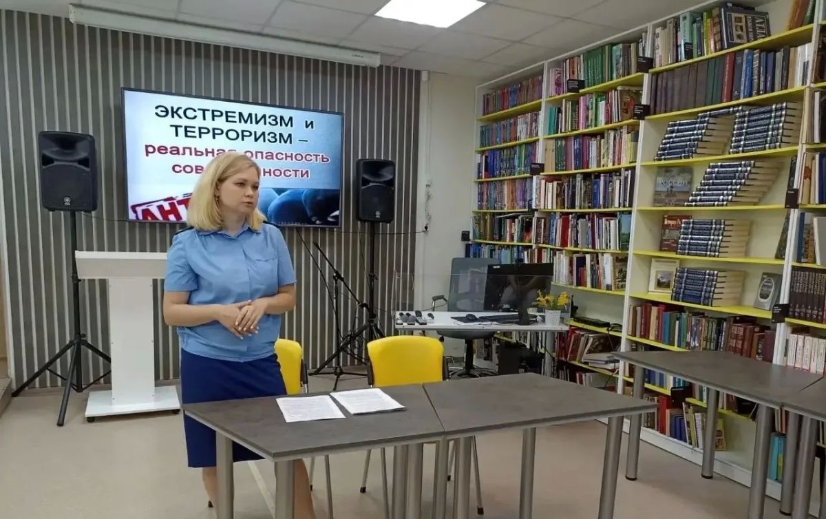 Помощник прокурора Селивановского района Ольга Хохлова рассказала юным спортсменам о важности противодействия идеологии терроризма Помощник прокурора Селивановского района Ольга Хохлова рассказала юным спортсменам о важности противодействия идеологии терроризма