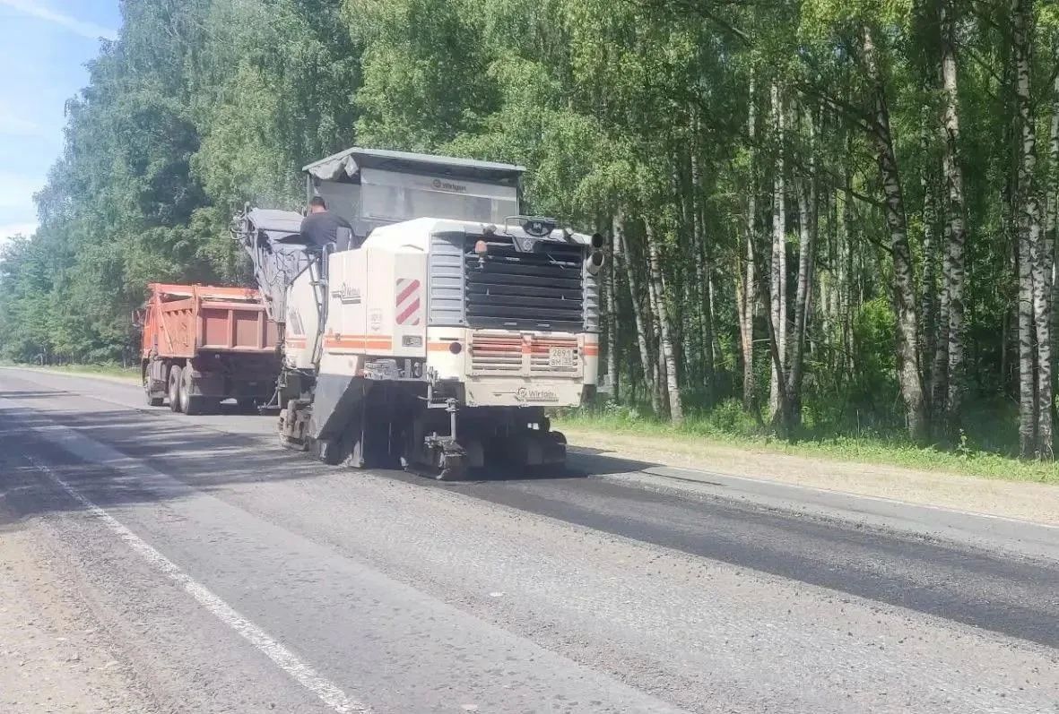 В Селивановском округе ремонтируют участок дороги Владимир – Муром – Арзамас В Селивановском округе ремонтируют участок дороги Владимир – Муром – Арзамас