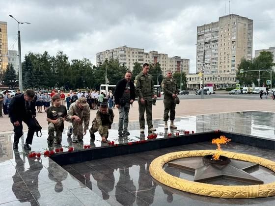 Участников бронепробега «Дорога мужества» торжественно встретили во Владимире Участников бронепробега «Дорога мужества» торжественно встретили во Владимире