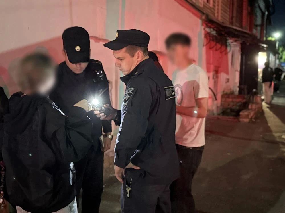 Во Владимире сотрудники полиции провели профилактическое мероприятие «Ночной город» Во Владимире сотрудники полиции провели профилактическое мероприятие «Ночной город»