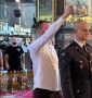 Нацист Жека Карась повенчался в Владимирском Соборе