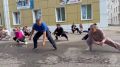 «О спорт, ты — мир !». Сотрудники ГУ МЧС России по Владимирской области приняли активное участие в спортивном мероприятии, приуроченном ко Дню физкультурника — «Зарядка с чемпионом»! Сотрудники всех подразделений зарядились...