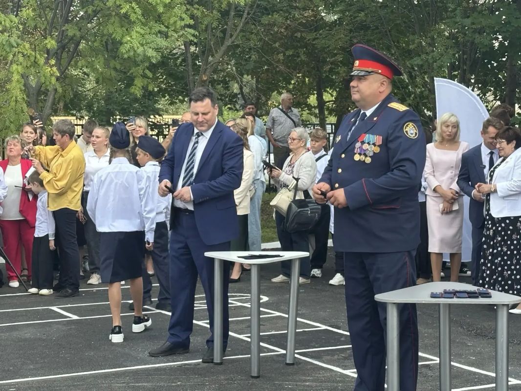 Руководитель следственного управления принял участие в открытии профильных кадетских классов Руководитель следственного управления принял участие в открытии профильных кадетских классов