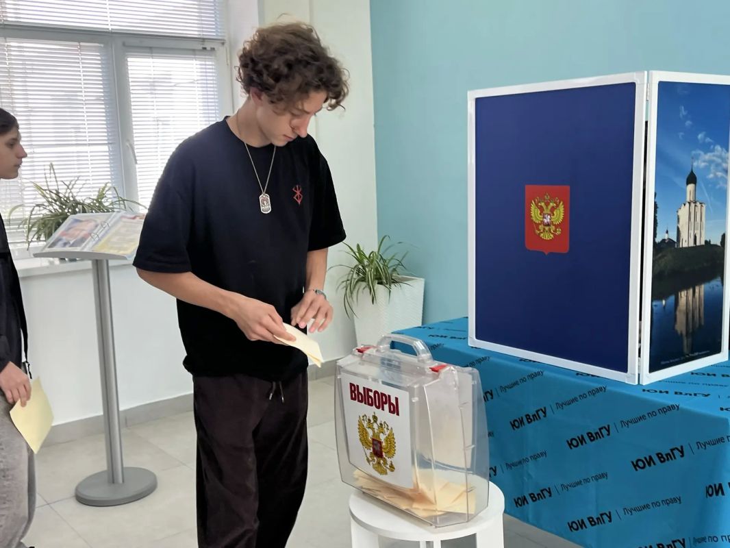 ВЫБОРЫ 2026. В Юридическом институте ВлГУ прошли выборы актива первокурсников! ВЫБОРЫ 2026. В Юридическом институте ВлГУ прошли выборы актива первокурсников!