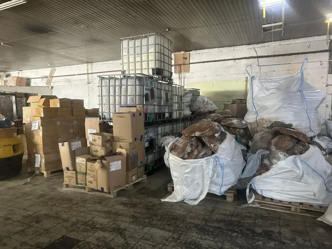 Завершено расследование уголовного дела по обвинению организованной группы в производстве контрафактной шоколадной продукции под видом известных торговых марок Завершено расследование уголовного дела по обвинению организованной группы в производстве контрафактной шоколадной продукции под видом известных торговых марок