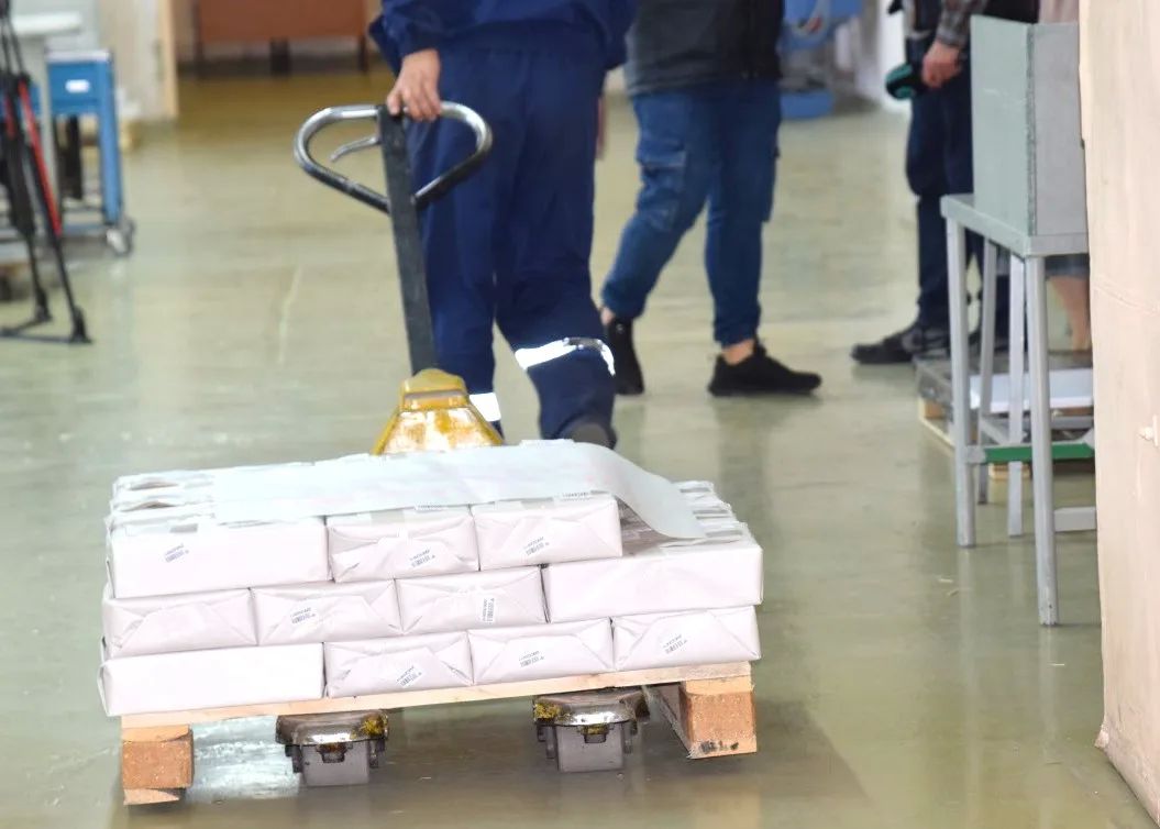 Облизбирком получил избирательные бюллетени для голосования на выборах депутатов Государственной Думы и дополнительных выборах депутата Законодательного Собрания от ОАО «Владимирская офсетная типография» Облизбирком получил избирательные бюллетени для голосования на выборах депутатов Государственной Думы и дополнительных выборах депутата Законодательного Собрания от ОАО «Владимирская офсетная типография»