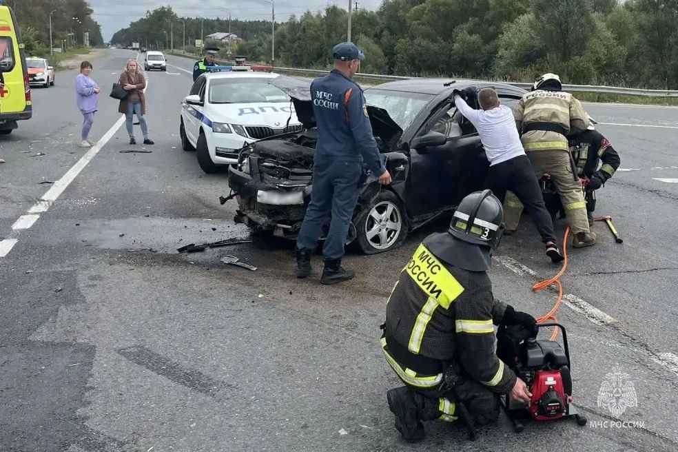 «Машину разбирают вокруг пострадавшего»: как ликвидируют последствия ДТП