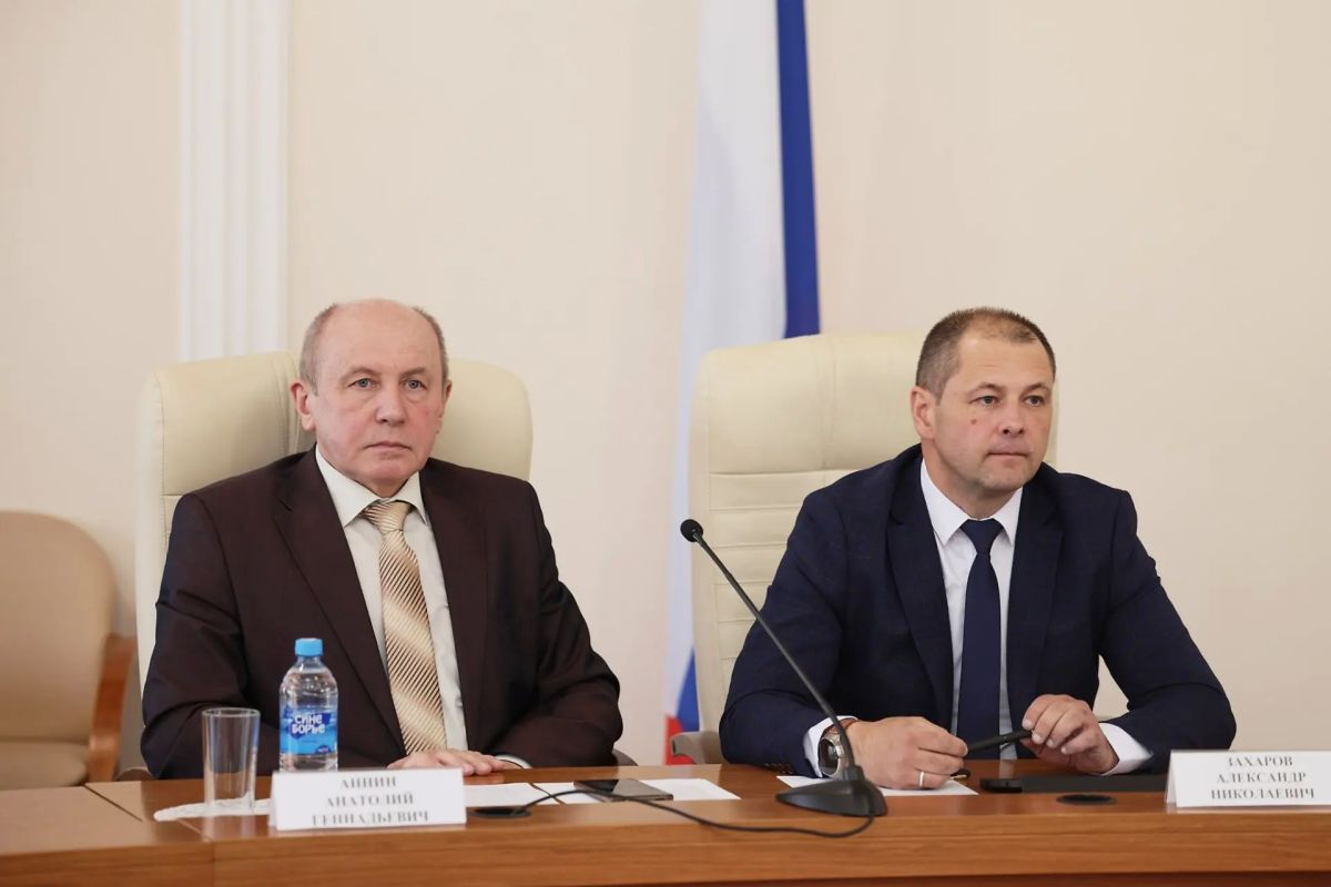 Заместитель председателя комитета по местному самоуправлению и административно-территориальному устройству Александр Захаров принял участие в заседании Молодёжной думы восьмого созыва при Законодательном Собрании... Заместитель председателя комитета по местному самоуправлению и административно-территориальному устройству Александр Захаров принял участие в заседании Молодёжной думы восьмого созыва при Законодательном Собрании...