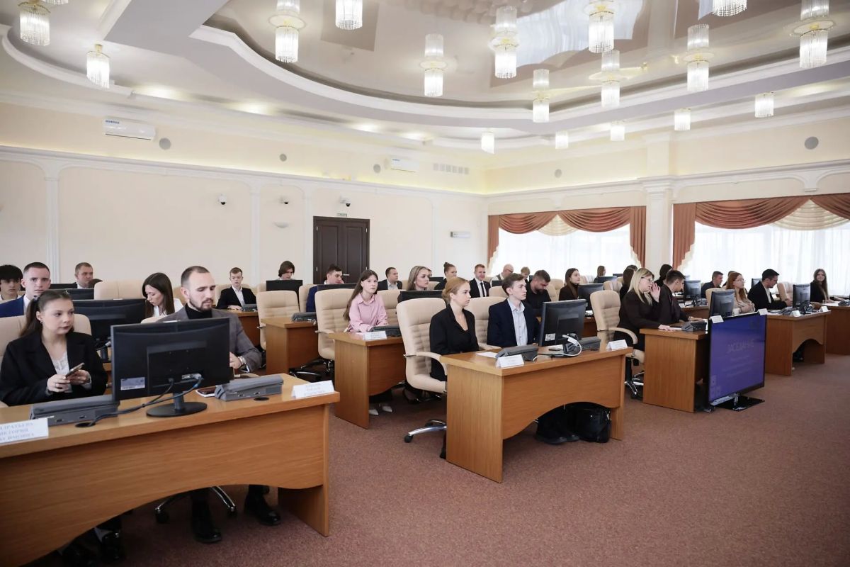 Заместитель председателя комитета по местному самоуправлению и административно-территориальному устройству Александр Захаров принял участие в заседании Молодёжной думы восьмого созыва при Законодательном Собрании... Заместитель председателя комитета по местному самоуправлению и административно-территориальному устройству Александр Захаров принял участие в заседании Молодёжной думы восьмого созыва при Законодательном Собрании...