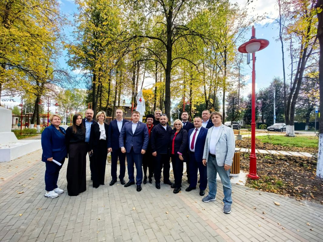 В Коврове с рабочим визитом побывали депутаты Законодательного собрания Владимирской области, чтобы познакомиться с результатами и опытом Коврова по выполнению федеральных и областных программ В Коврове с рабочим визитом побывали депутаты Законодательного собрания Владимирской области, чтобы познакомиться с результатами и опытом Коврова по выполнению федеральных и областных программ