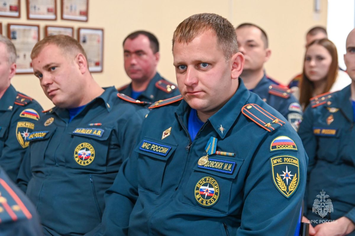 Сотрудников МЧС России наградили за обеспечение безопасности на фестивале Дениса Мацуева Сотрудников МЧС России наградили за обеспечение безопасности на фестивале Дениса Мацуева