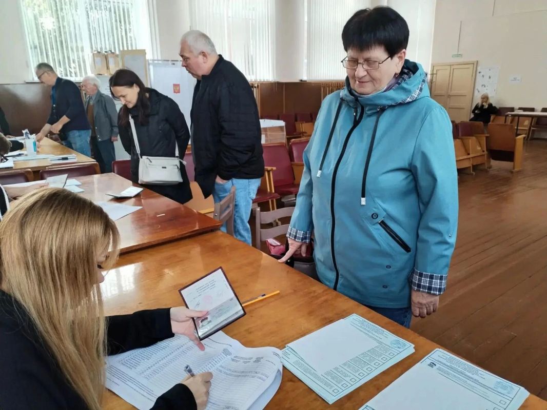 В Суздальском, Меленковском, Кольчугинском округах на участках многолюдно В Суздальском, Меленковском, Кольчугинском округах на участках многолюдно