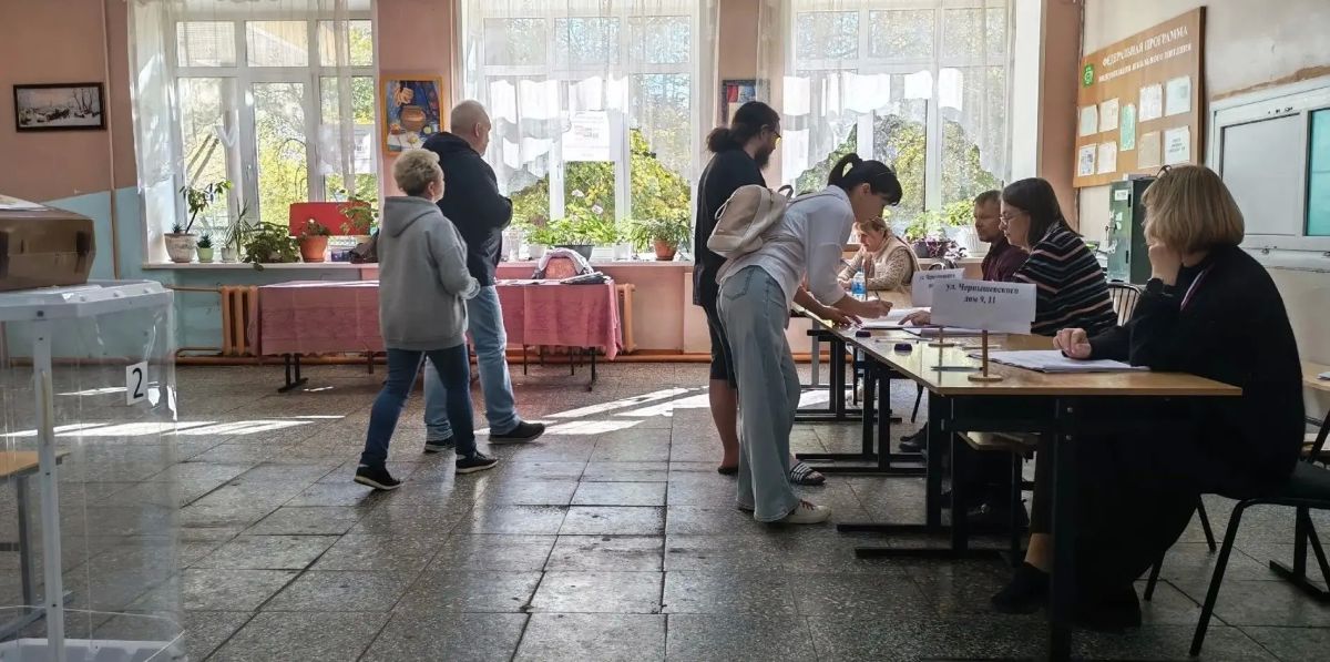 Помню, как дедушка всегда говорил: «Даже если кажется, что от тебя ничего не зависит, твой долг — пойти и сделать выбор Помню, как дедушка всегда говорил: «Даже если кажется, что от тебя ничего не зависит, твой долг — пойти и сделать выбор