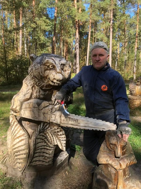 Доброе утро! А мы вновь заглянули в гусевской парк «Сказка» Доброе утро! А мы вновь заглянули в гусевской парк «Сказка»