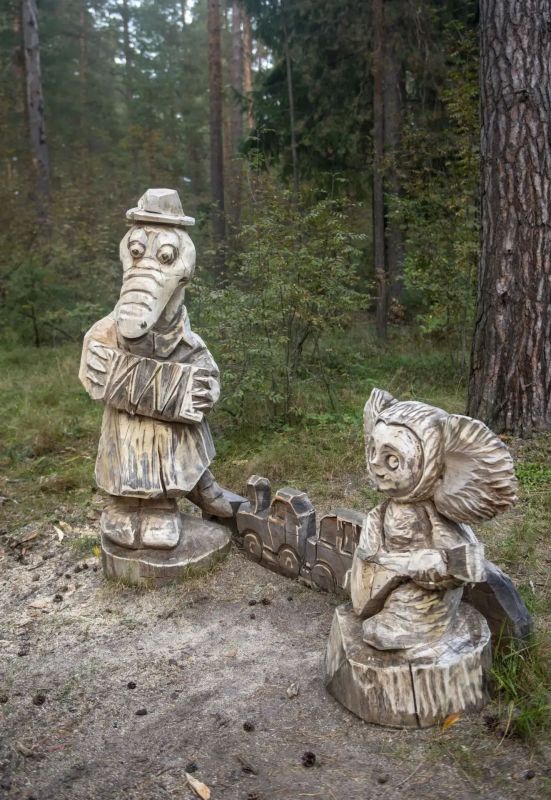 Доброе утро! А мы вновь заглянули в гусевской парк «Сказка» Доброе утро! А мы вновь заглянули в гусевской парк «Сказка»