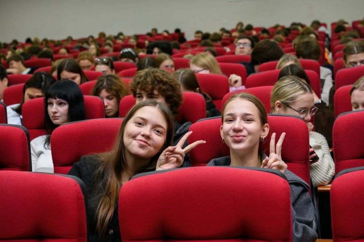 Твой ход, студент!. В ВлГУ состоялась презентация 6 сезона Всероссийского студенческого проекта «Твой Ход» Твой ход, студент!. В ВлГУ состоялась презентация 6 сезона Всероссийского студенческого проекта «Твой Ход»
