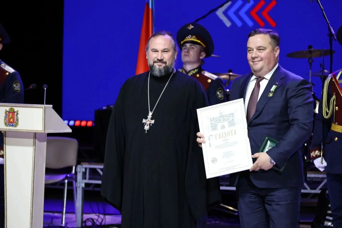 Александр Авдеев - машиностроителям: «Вы создаете настоящее и будущее отечественной промышленности» Александр Авдеев - машиностроителям: «Вы создаете настоящее и будущее отечественной промышленности»
