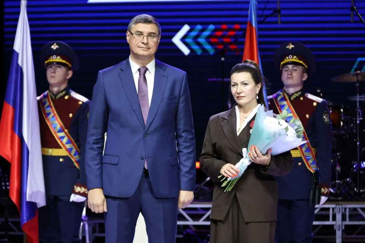 Александр Авдеев - машиностроителям: «Вы создаете настоящее и будущее отечественной промышленности» Александр Авдеев - машиностроителям: «Вы создаете настоящее и будущее отечественной промышленности»