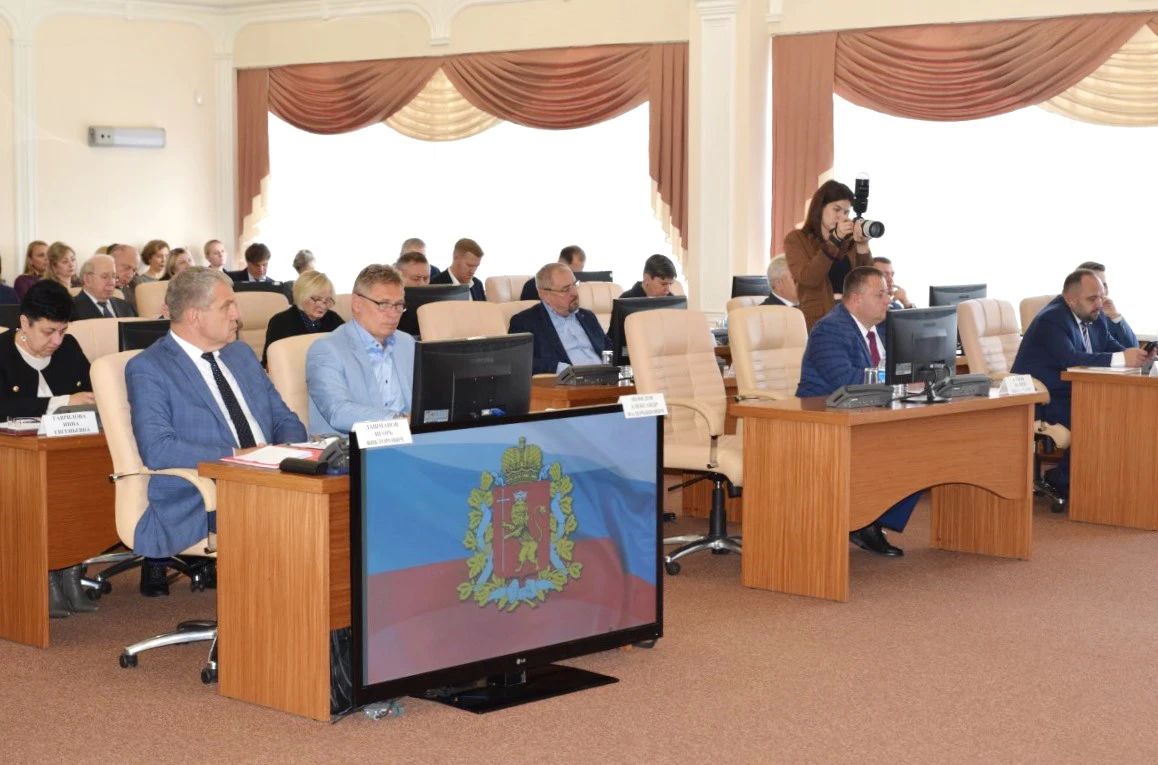 Вадим Минаев подвел итоги выборов на первой осенней сессии Законодательного Собрания Владимирской области Вадим Минаев подвел итоги выборов на первой осенней сессии Законодательного Собрания Владимирской области