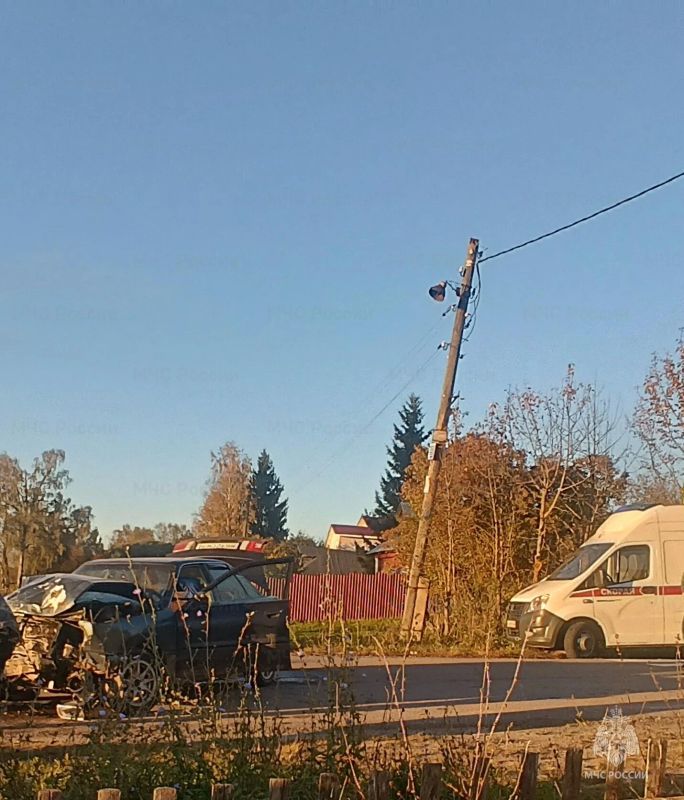 Сотрудники МЧС деблокировали пострадавшего в ДТП в Кольчугинском округе