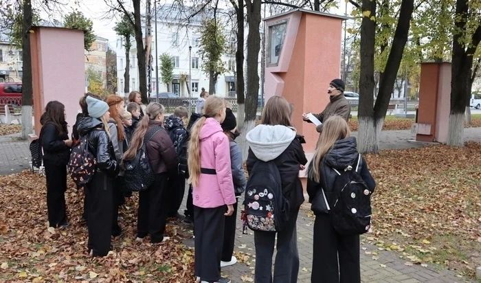 На Площади Победы состоялась традиционная Вахта памяти в честь 125-летия со дня рождения Героя Советского Союза Григория Белова
