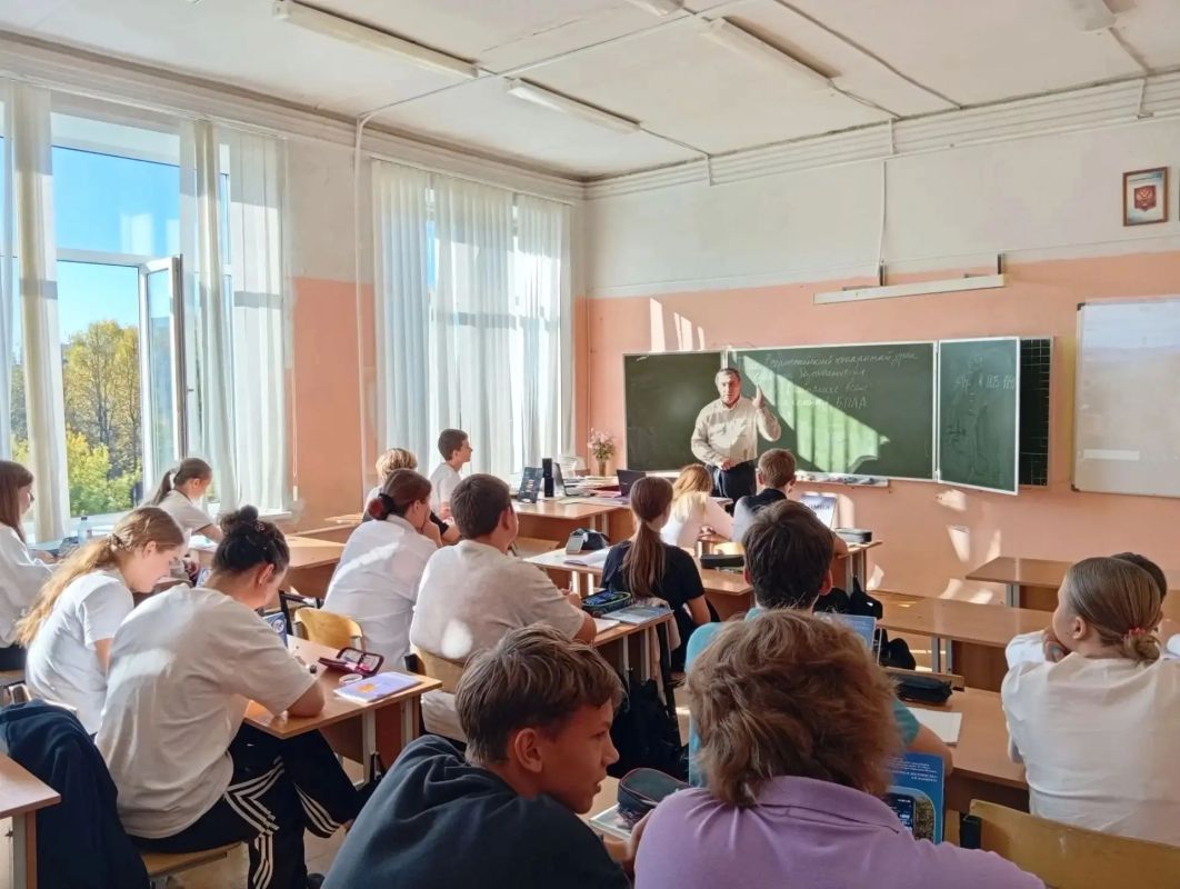 В ковровских школах прошли «Уроки безопасности» В ковровских школах прошли «Уроки безопасности»