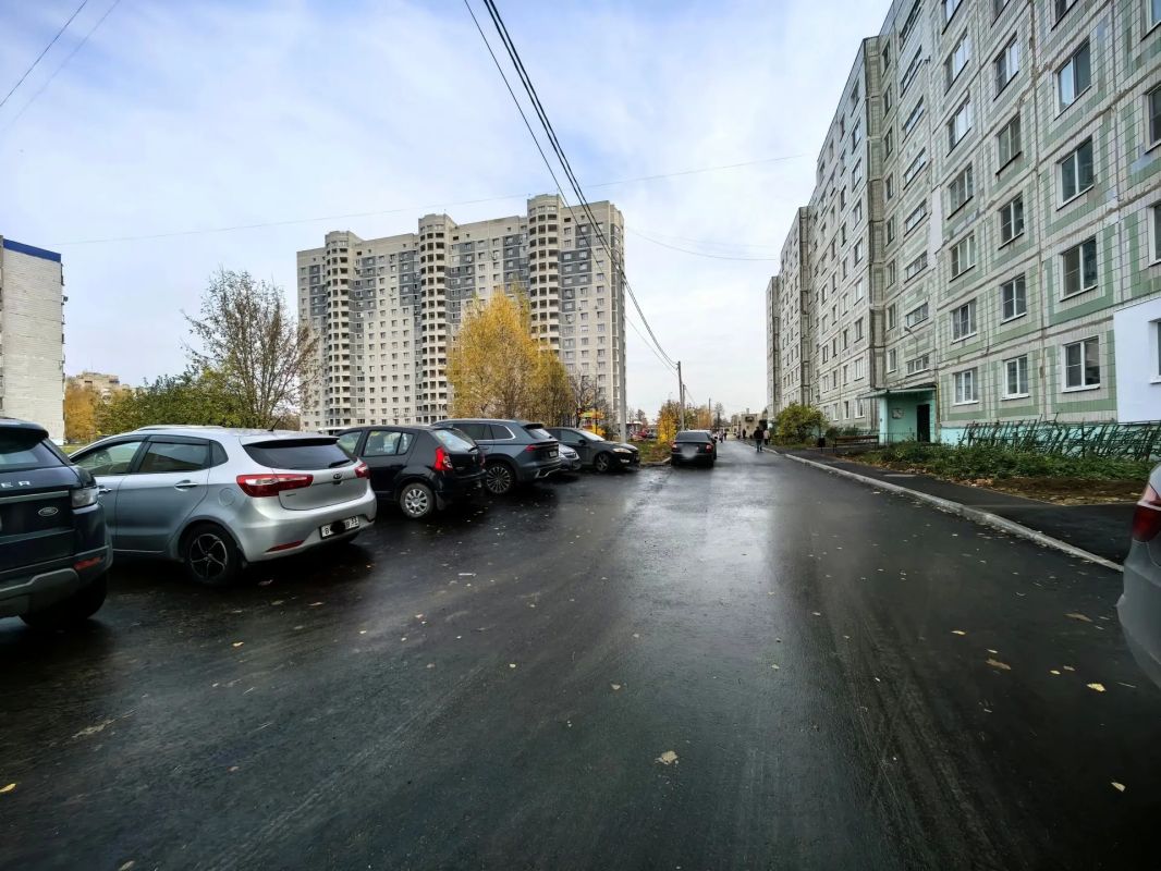На ул. Машиностроителей, 3 завершены работы по благоустройству На ул. Машиностроителей, 3 завершены работы по благоустройству