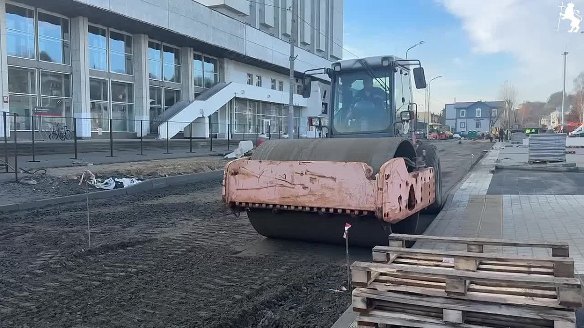Работы по благоустройству Вокзальной площади идут полным ходом!