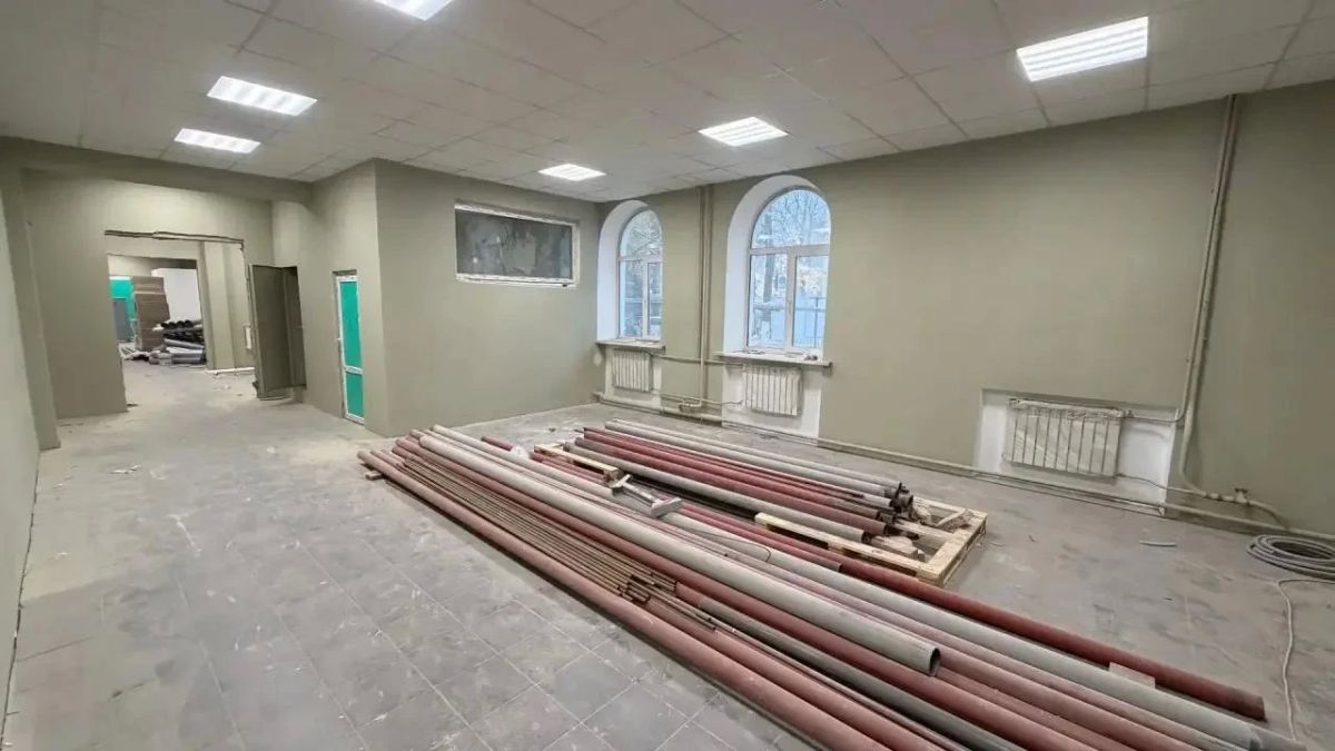 В школе №7 в Кольчугине завершаются отделочные работы в кабинетах В школе №7 в Кольчугине завершаются отделочные работы в кабинетах