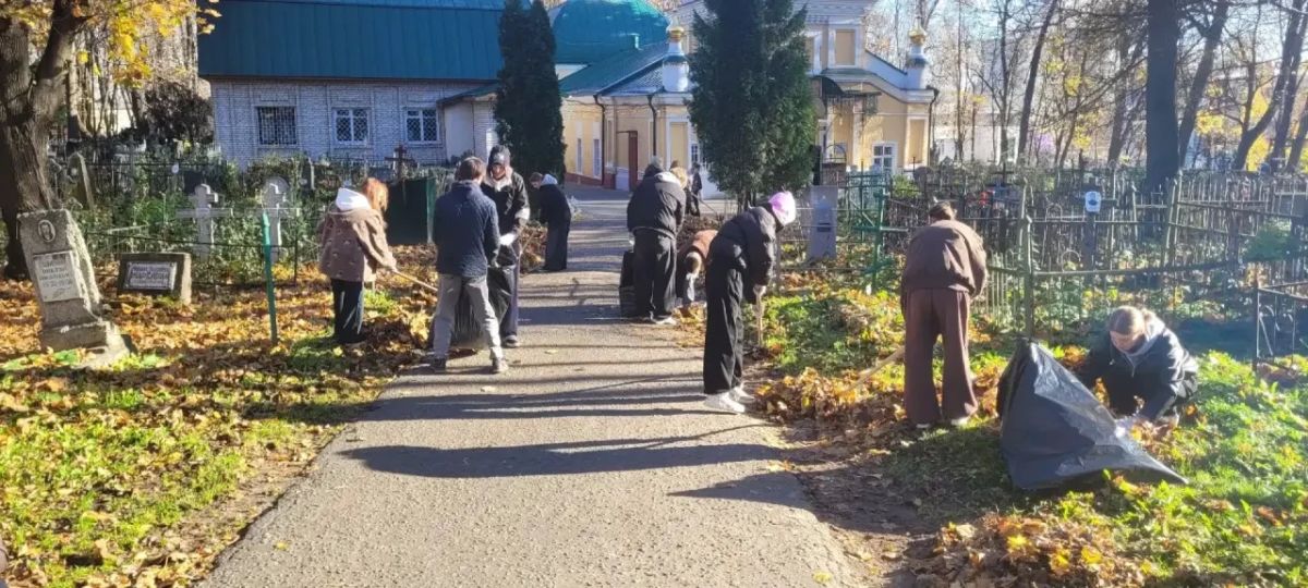 Стартовала акция по благоустройству воинских захоронений Стартовала акция по благоустройству воинских захоронений