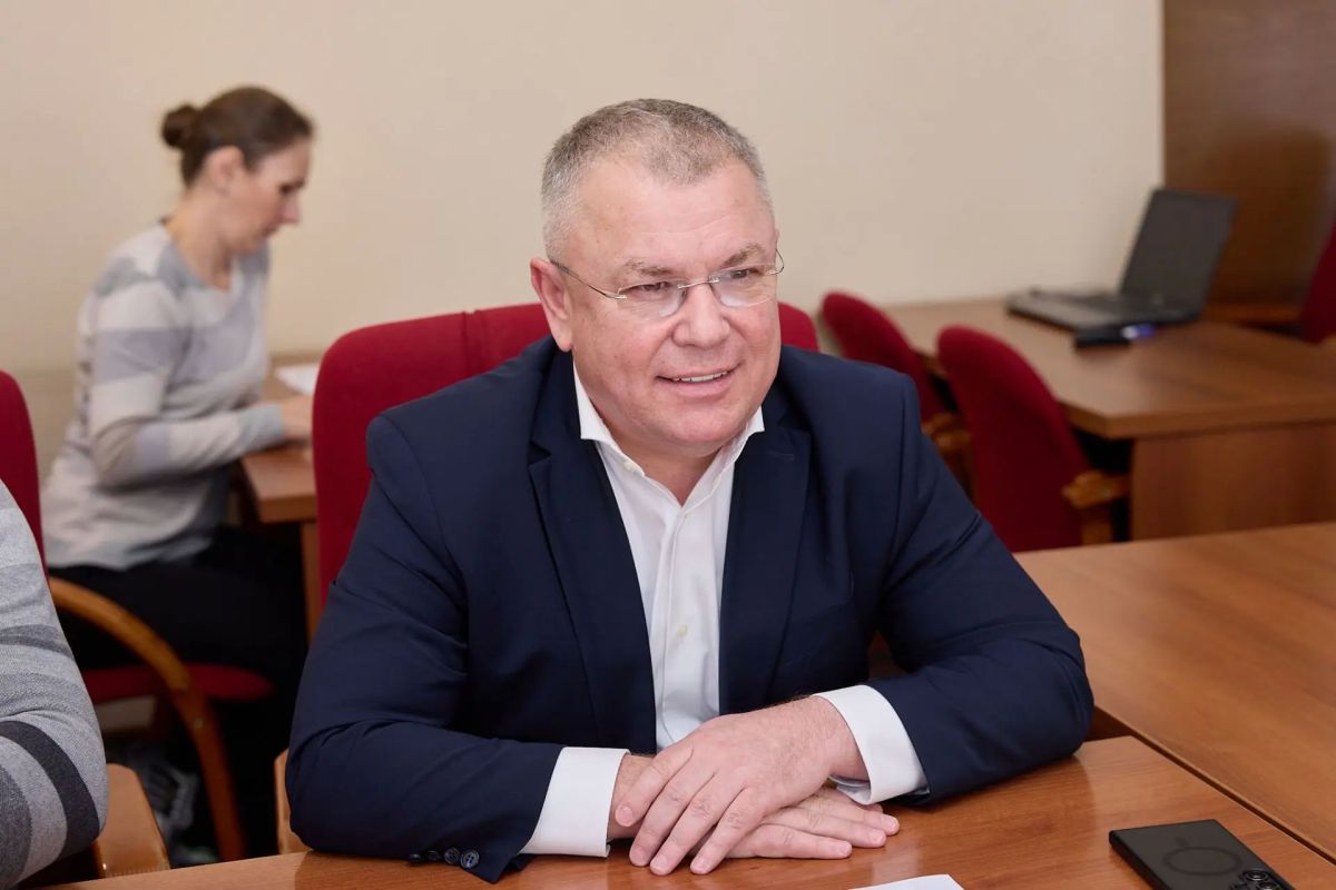 Депутаты обсудили ход уборочной и осенней посевной кампании Депутаты обсудили ход уборочной и осенней посевной кампании