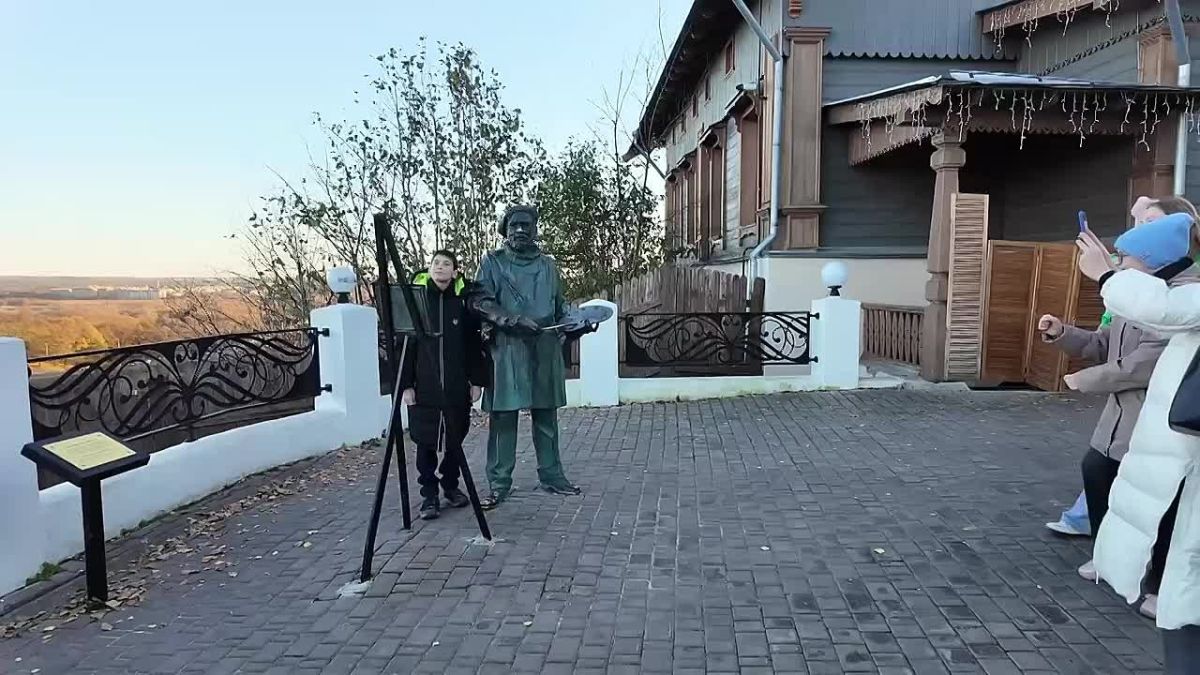 Владимир принимает гостей