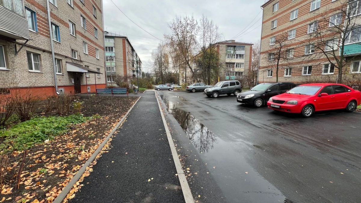 По региональной программе «Благодвор» в Юрьеве-Польском завершили благоустройство в 5 дворах По региональной программе «Благодвор» в Юрьеве-Польском завершили благоустройство в 5 дворах