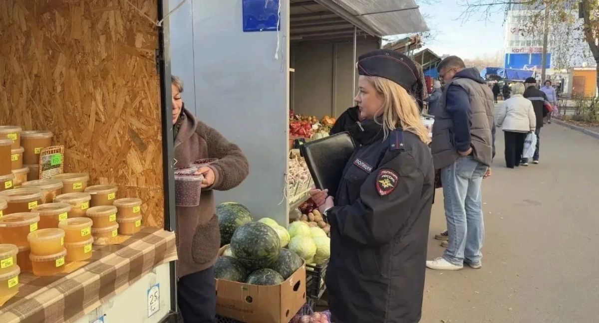 Штраф за незаконную уличную торговлю хотят повысить в 10 раз Штраф за незаконную уличную торговлю хотят повысить в 10 раз