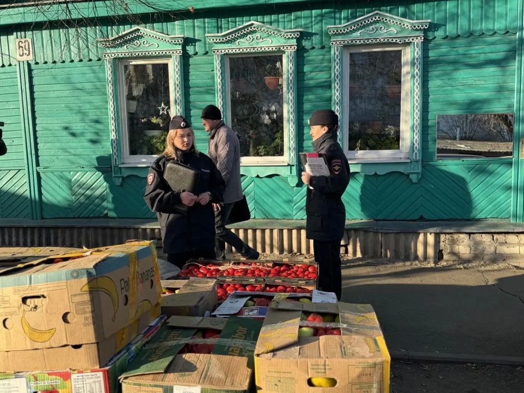 Штраф за незаконную уличную торговлю хотят повысить в 10 раз Штраф за незаконную уличную торговлю хотят повысить в 10 раз