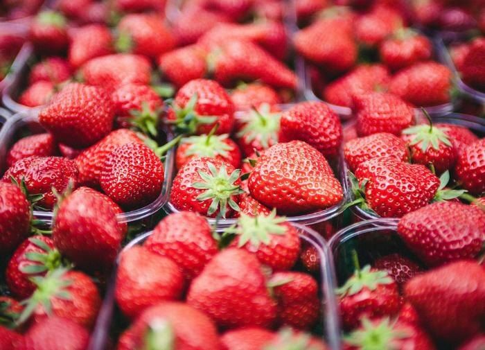 Как осенью выбрать идеальные удобрения для клубники