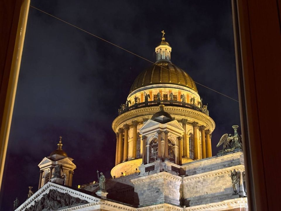 Новый год в Петербурге: что изменилось в законах и тарифах