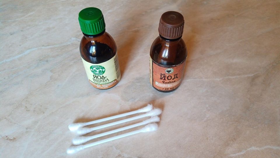 Полезные советы по использованию йода в быту, которые удивят каждую хозяйку