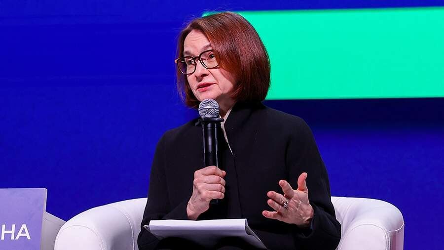 Центробанк России фиксирует 330 тысяч подозрительных операций в месяц