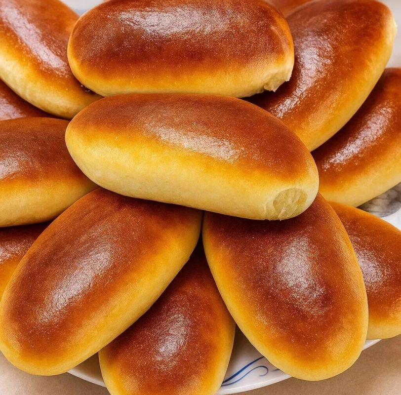 Медовые пирожки с яблоками: шаг за шагом к идеальному вкусу